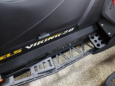 Снегоход STELS ВИКИНГ (VIKING) SV600T LUX XE V3.0 K01 SWT CVTECH